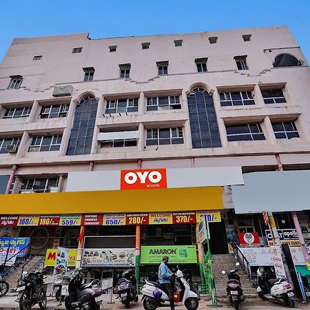 Hotel O Sai Krishna Residency Виджаявада Экстерьер фото