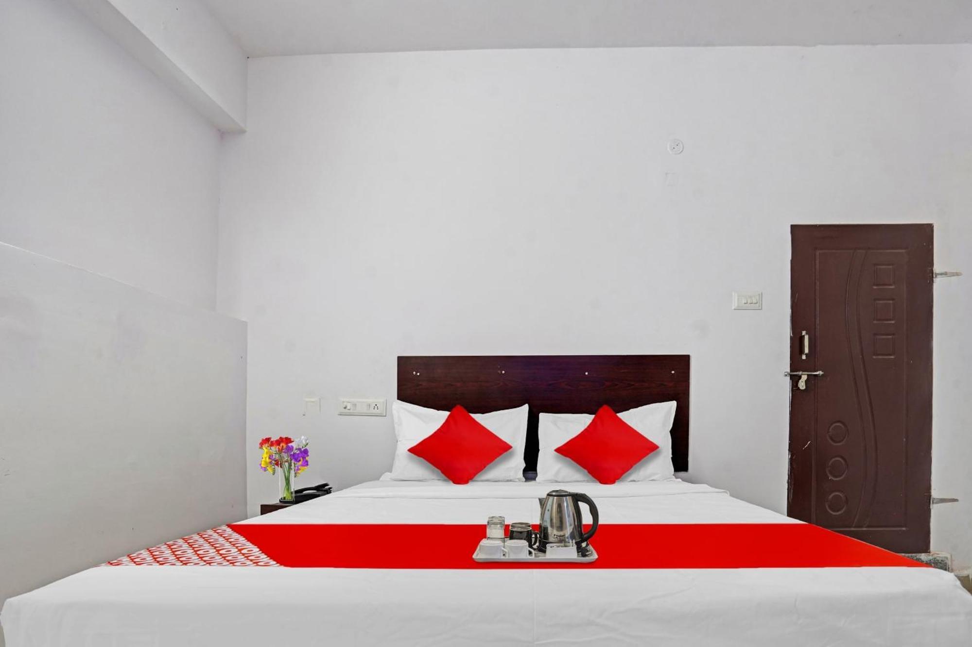 Hotel O Sai Krishna Residency Виджаявада Экстерьер фото