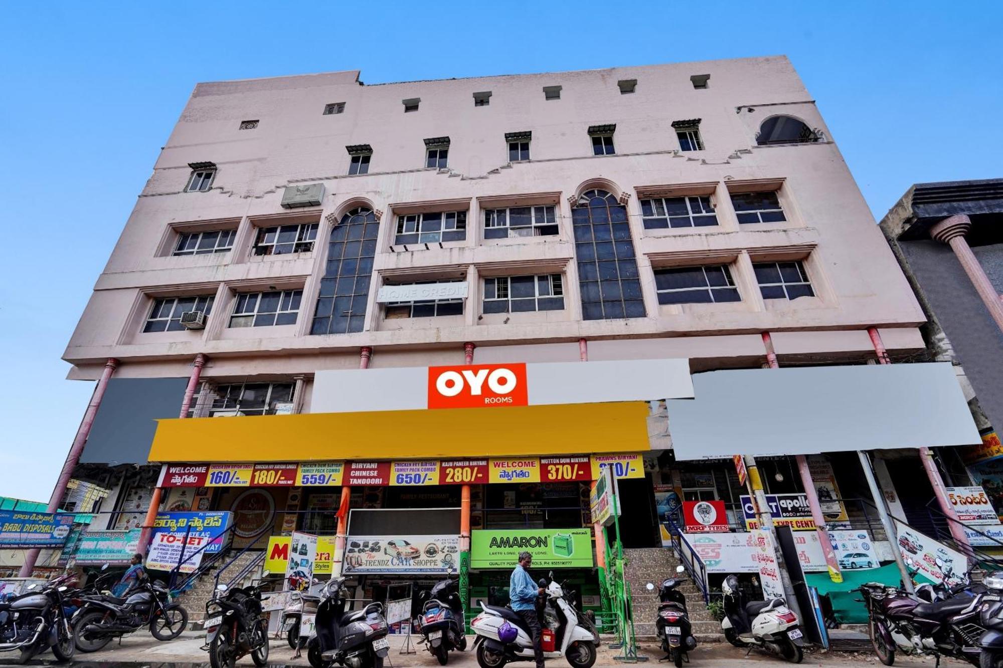 Hotel O Sai Krishna Residency Виджаявада Экстерьер фото