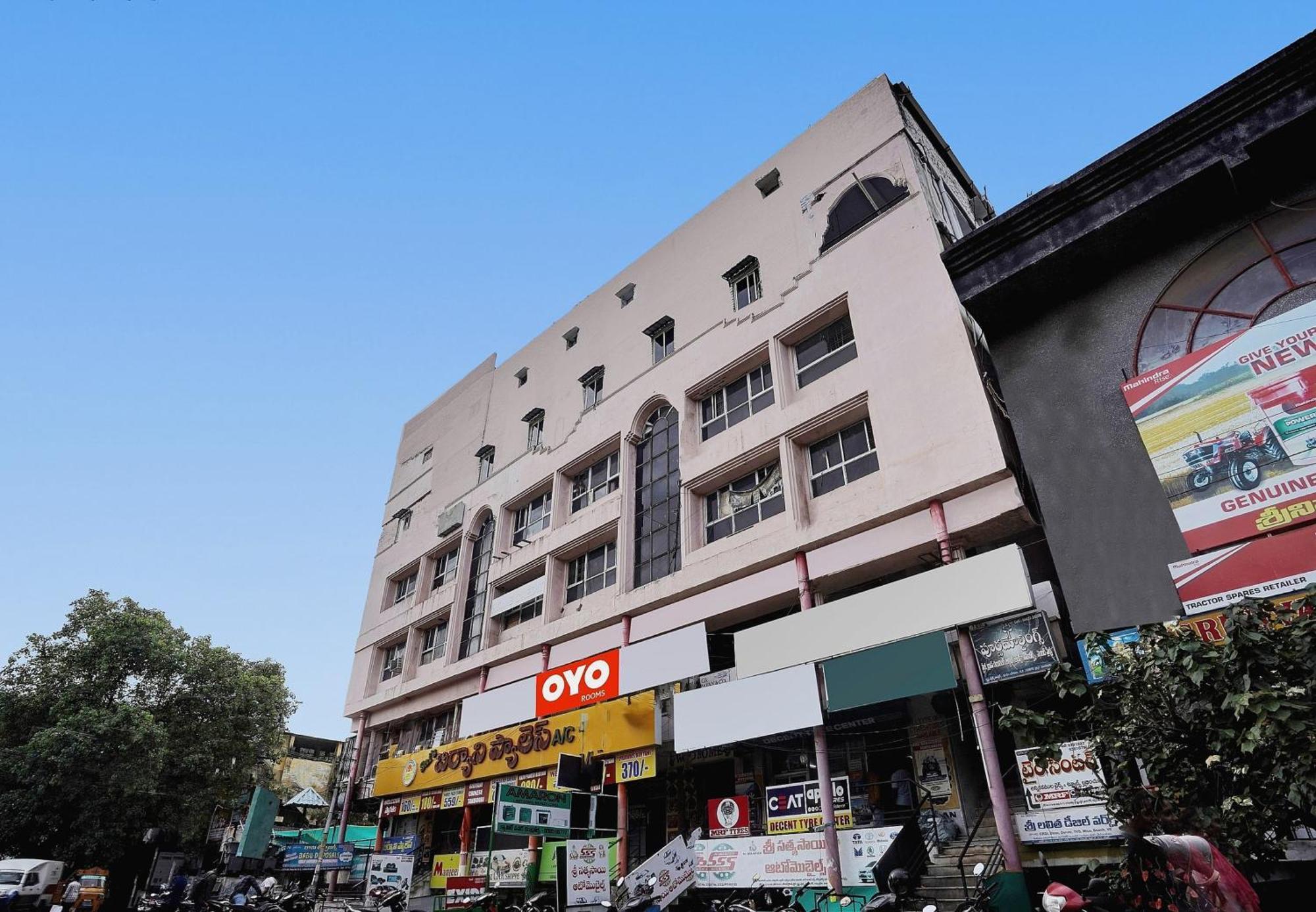 Hotel O Sai Krishna Residency Виджаявада Экстерьер фото