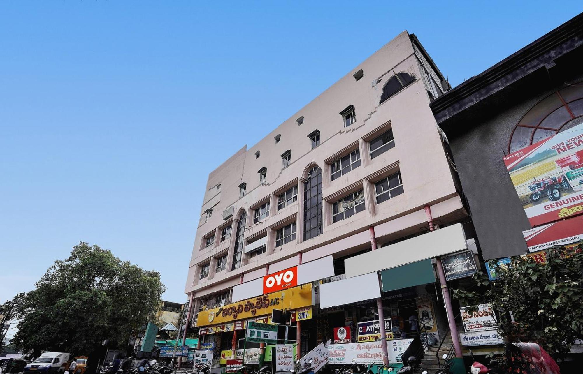 Hotel O Sai Krishna Residency Виджаявада Экстерьер фото